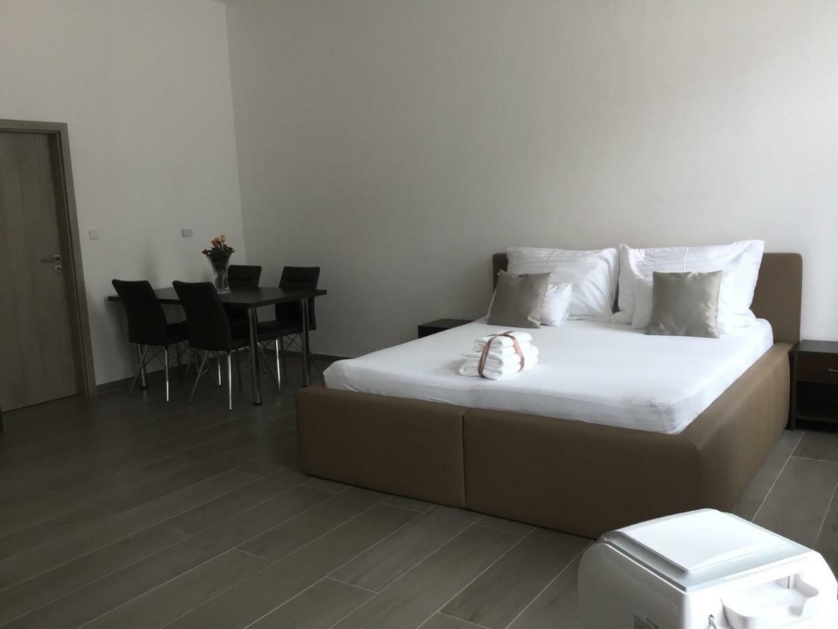 Euro Apartments Lidicka 39 Brno Eksteriør billede